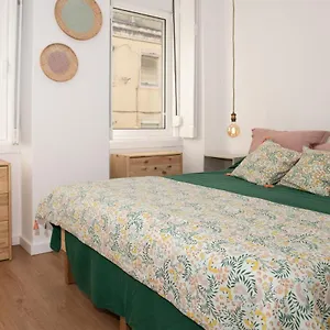 Apartamento Charming 1 Bedroom W/ Terrace Near Belém, Lisboa
